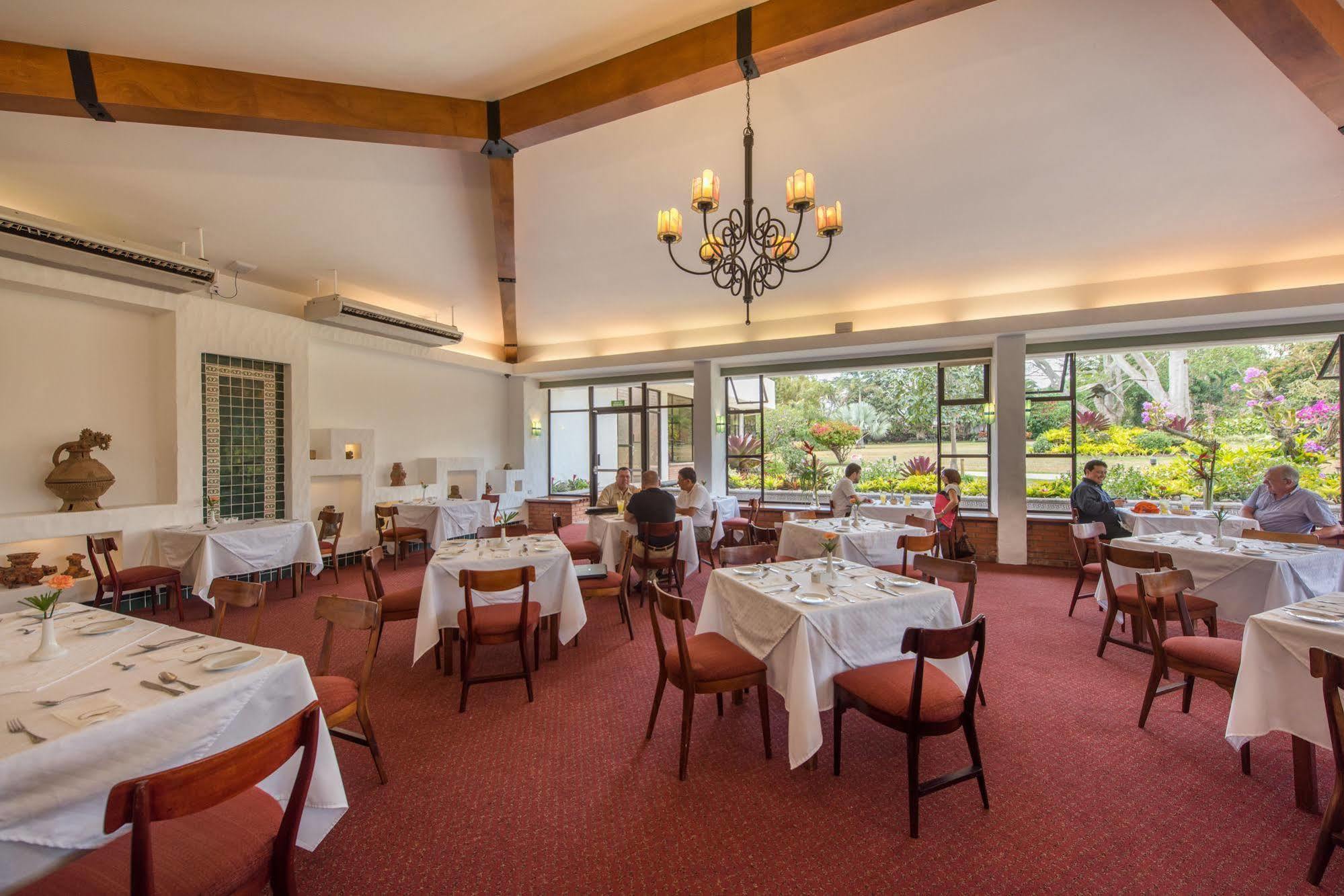 Hotel Bougainvillea San Jose Santo Domingo De Heredia Ngoại thất bức ảnh